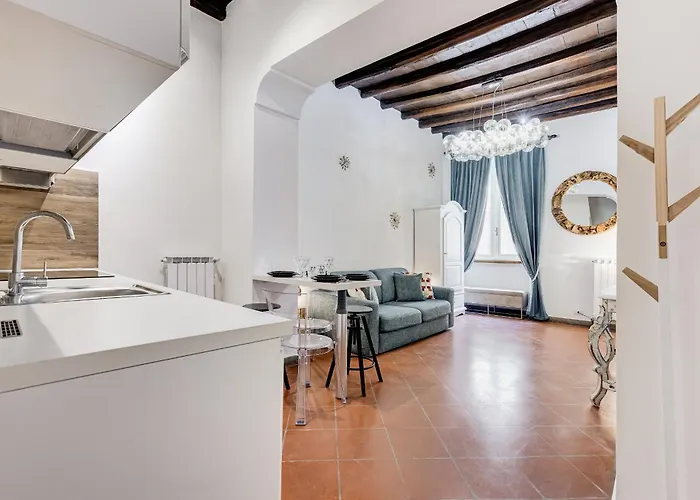 New Spanish Square - Romedreamhome *